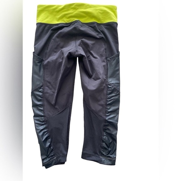 Lululemon Rare Black/Lime Green Capri Pant - Picture 2 of 4